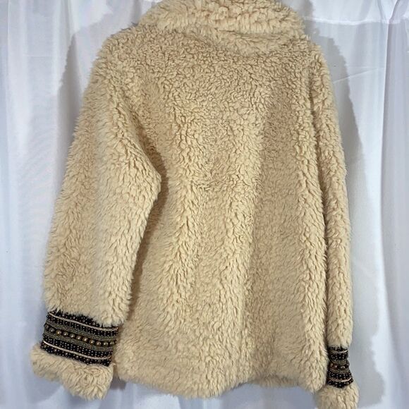 WE THE FREE ANGELINA EMBELLISHED TEDDY COAT CREAM - Picture 9 of 14